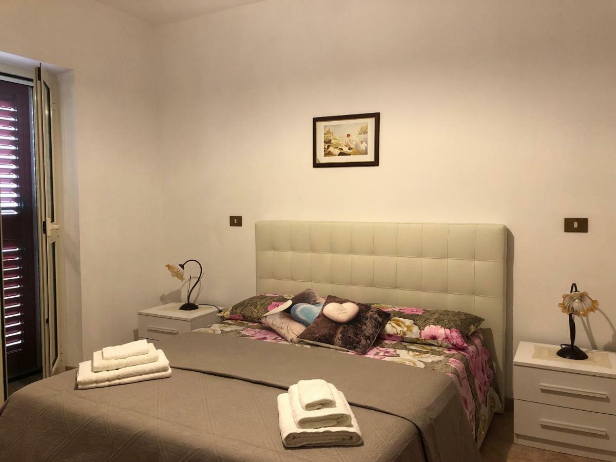 Appartamento In Villa Andreina أروسييْ المظهر الخارجي الصورة